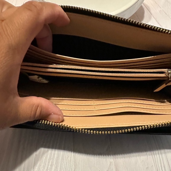 Kate Spade black wristlet wallet - Picture 4 of 5